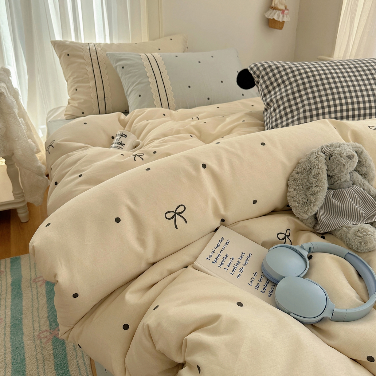 91家纺网 家纺一手货源 找家纺 三朵家纺 2026新款ins风全棉少女系花边印花系列四件套 梦回甜心-黄