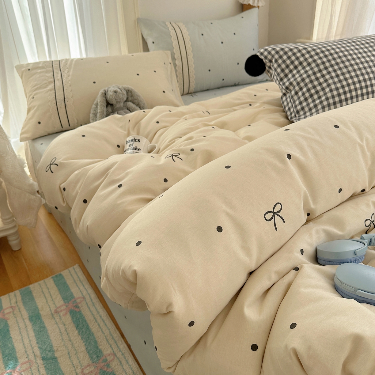 91家纺网 家纺一手货源 找家纺 三朵家纺 2026新款ins风全棉少女系花边印花系列四件套 梦回甜心-黄