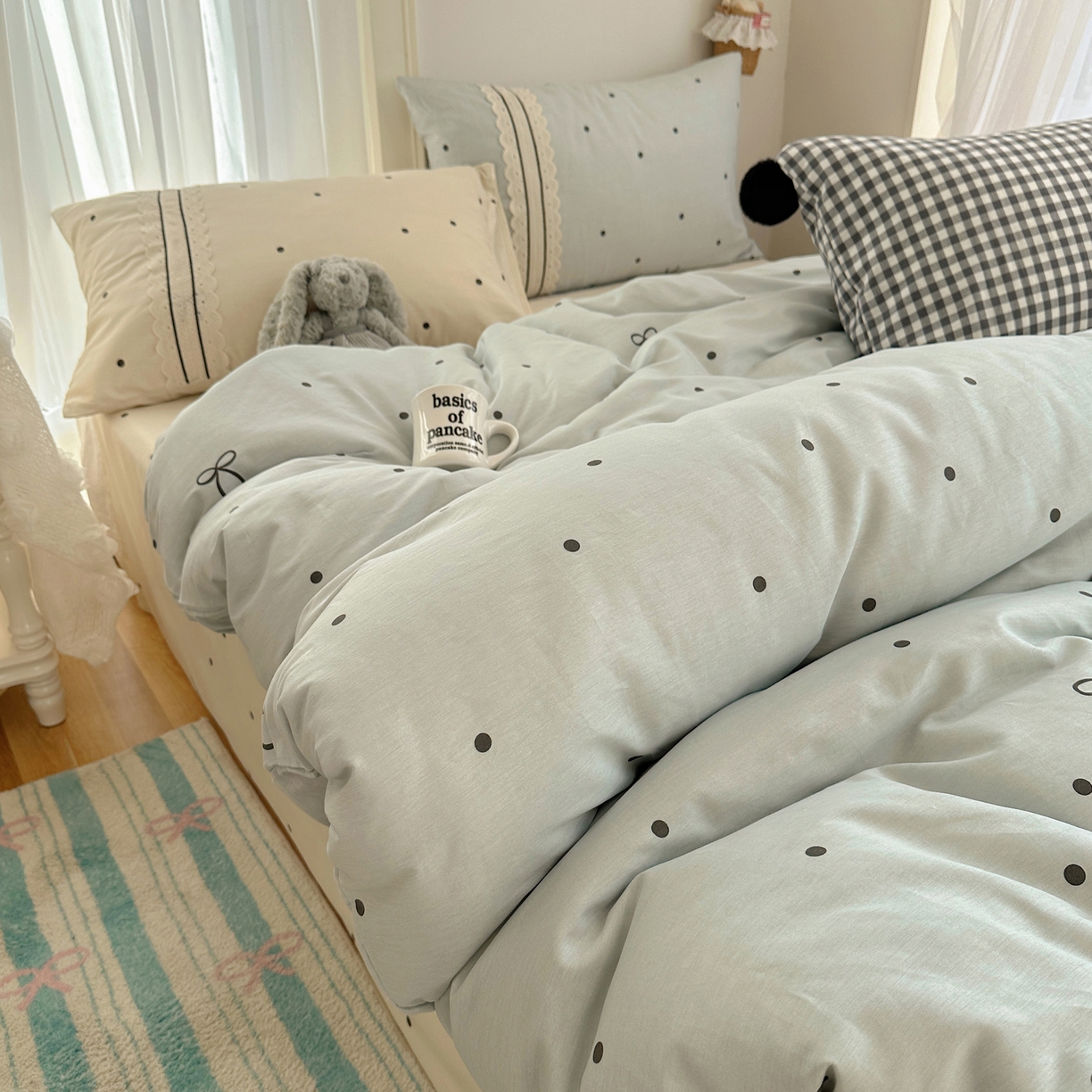 91家纺网 家纺一手货源 找家纺 三朵家纺 2026新款ins风全棉少女系花边印花系列四件套 梦回甜心-蓝