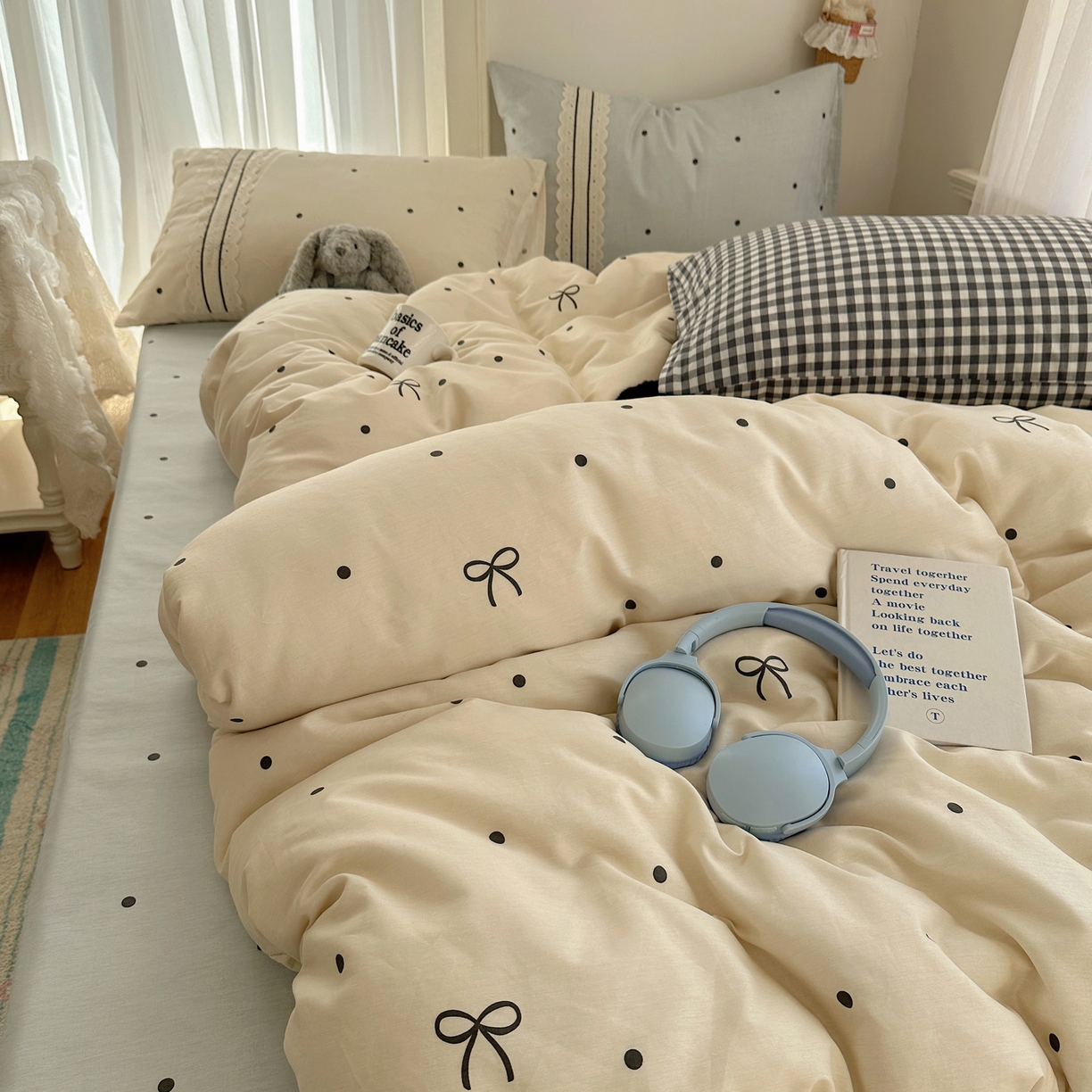 91家纺网 家纺一手货源 找家纺 三朵家纺 2026新款ins风全棉少女系花边印花系列四件套 梦回甜心-黄