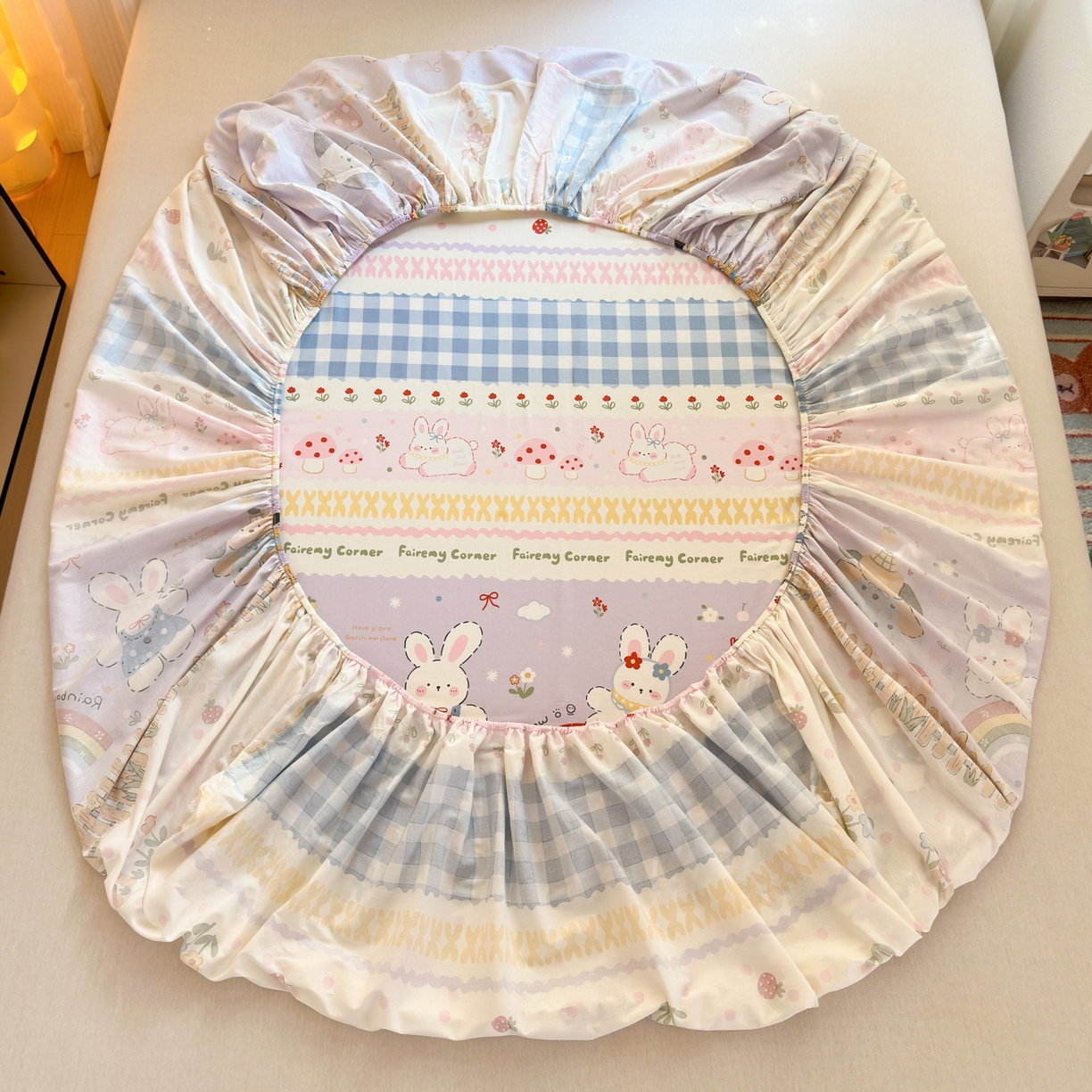 91家纺网 家纺一手货源 找家纺 清雅福 2025新款全棉柔软印花系列单床笠 彩虹小镇