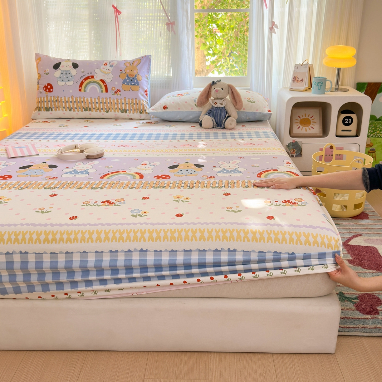 91家纺网 家纺一手货源 找家纺 清雅福 2025新款全棉柔软印花系列单床笠 彩虹小镇