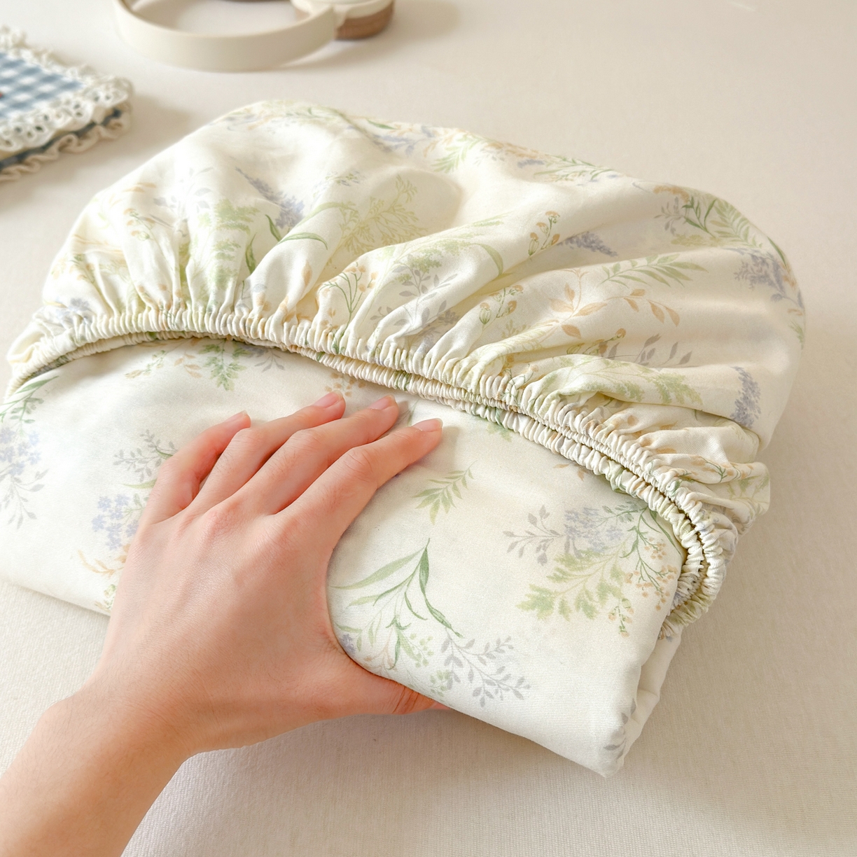 91家纺网 家纺一手货源 找家纺 清雅福 2025新款全棉柔软印花系列单床笠 丛草集