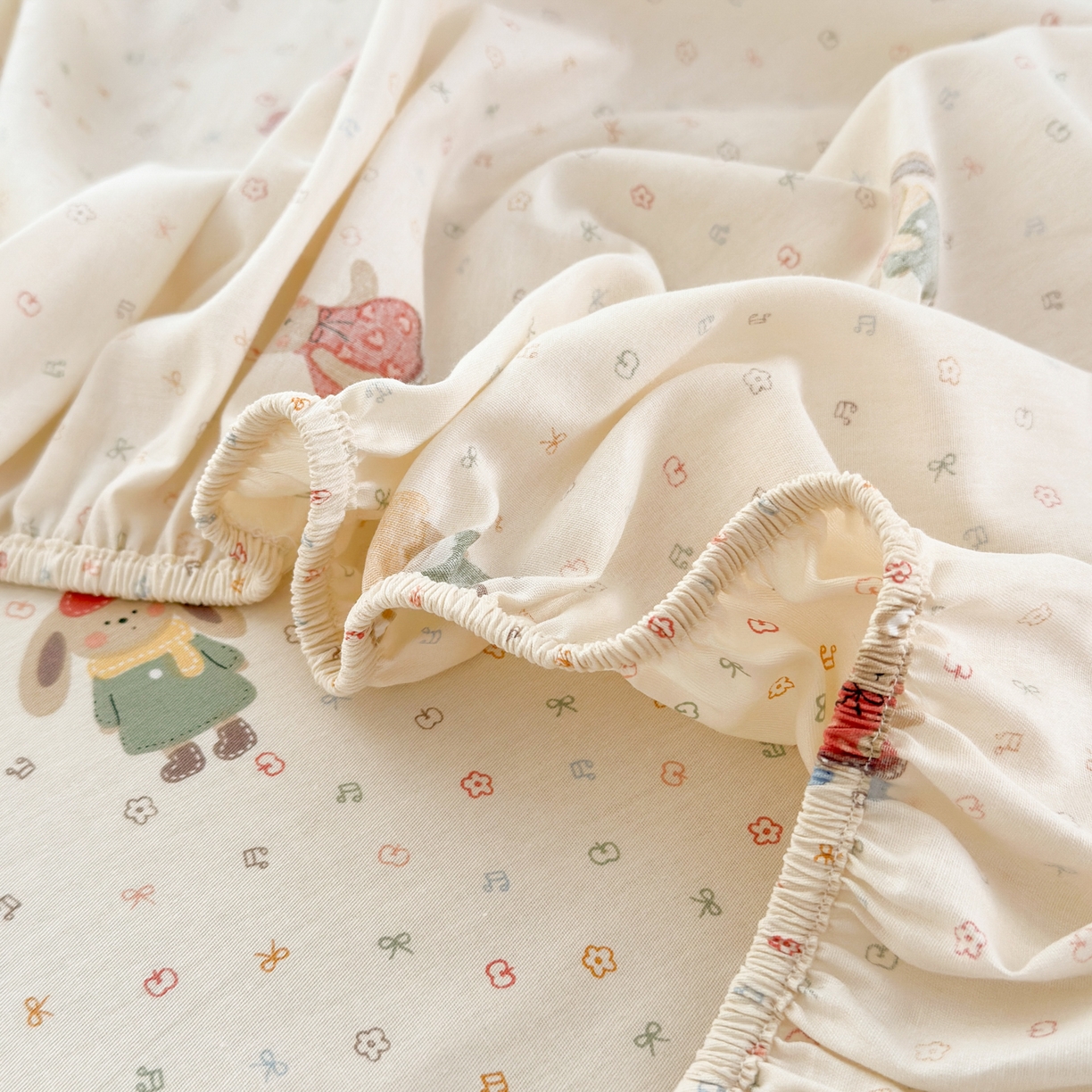 91家纺网 家纺一手货源 找家纺 清雅福 2025新款全棉柔软印花系列单床笠 大耳朵