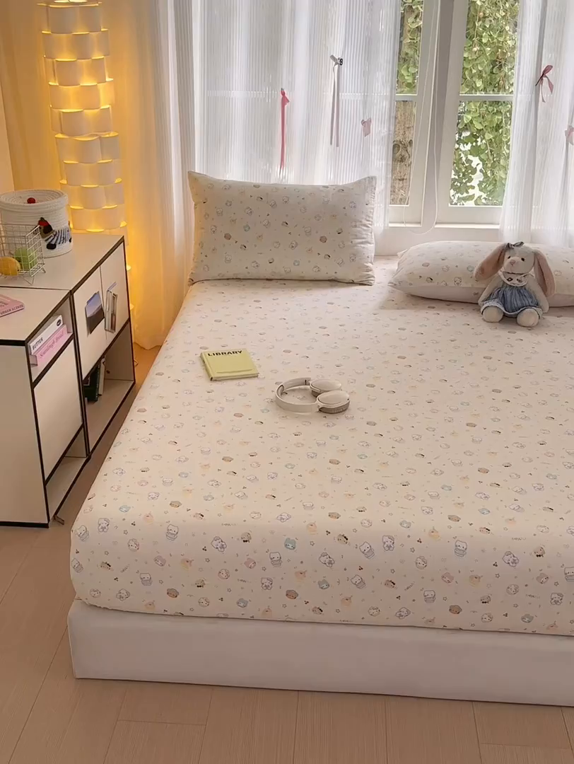 91家纺网 家纺一手货源 找家纺 清雅福 2025新款全棉柔软印花系列单床笠 蜜罐猫猫