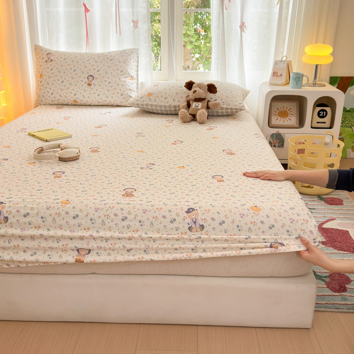 91家纺网 家纺一手货源 找家纺 清雅福 2025新款全棉柔软印花系列单床笠 碎花兔熊