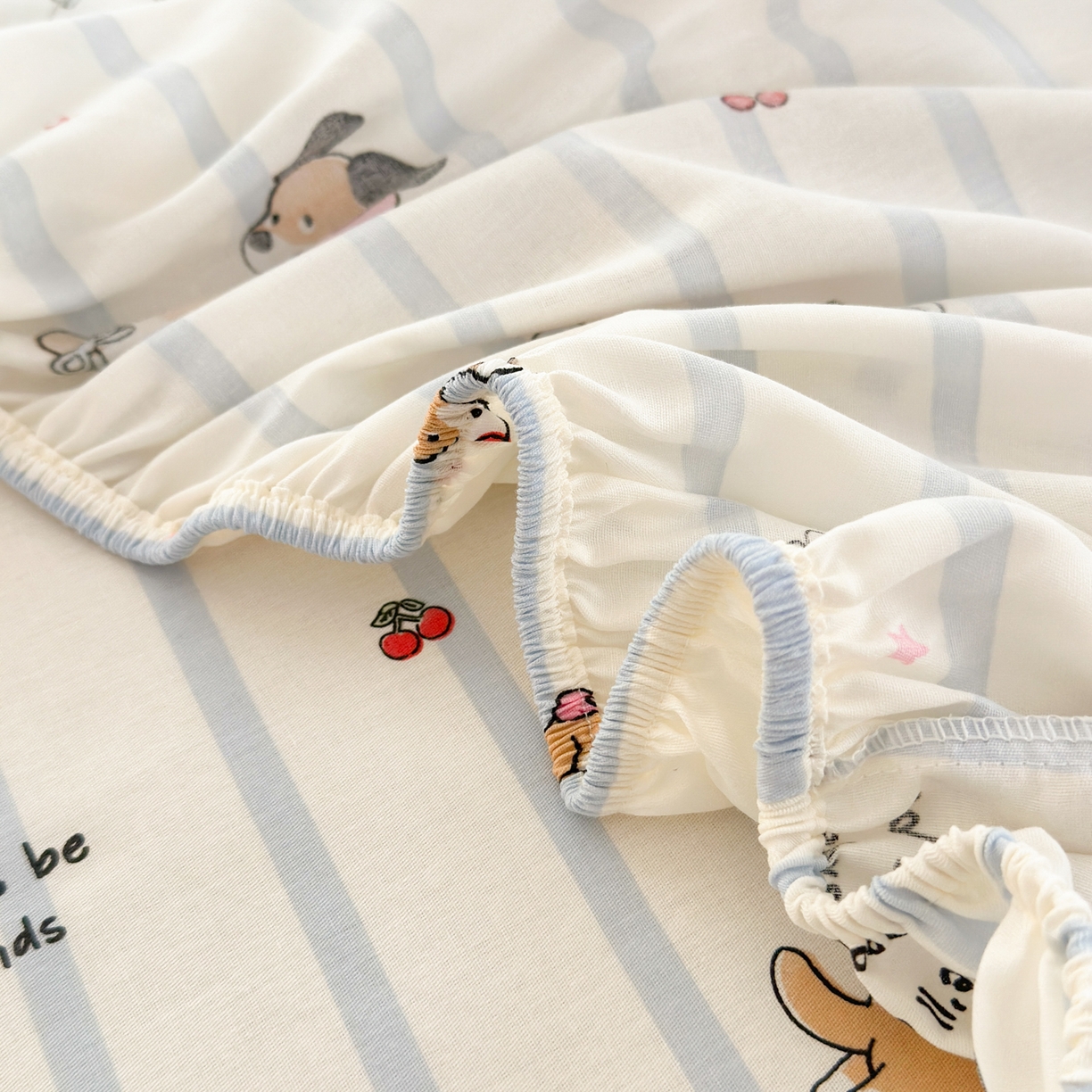 91家纺网 家纺一手货源 找家纺 清雅福 2025新款全棉柔软印花系列单床笠 糖纸童年