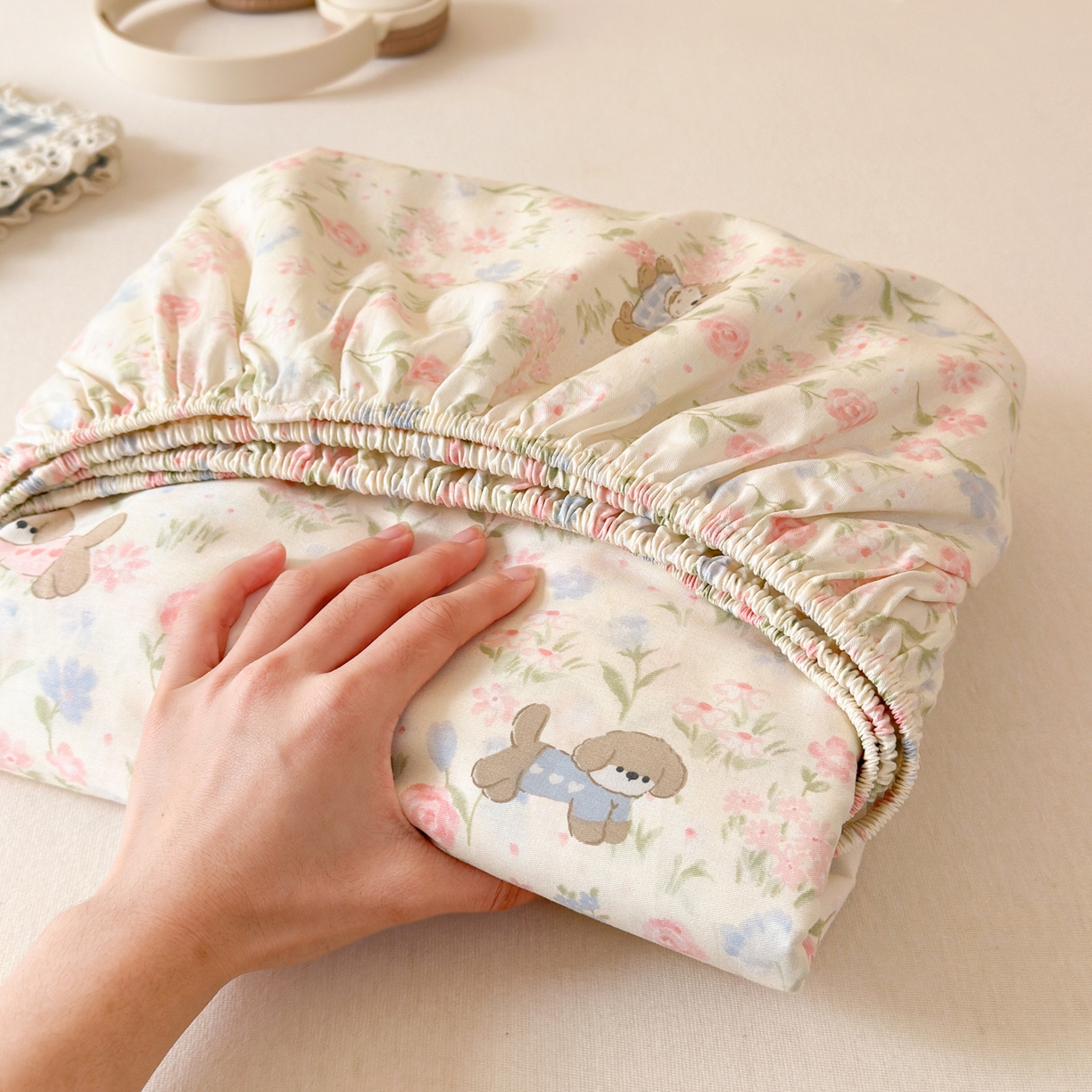 91家纺网 家纺一手货源 找家纺 清雅福 2025新款全棉柔软印花系列单床笠 甜莓手记-米