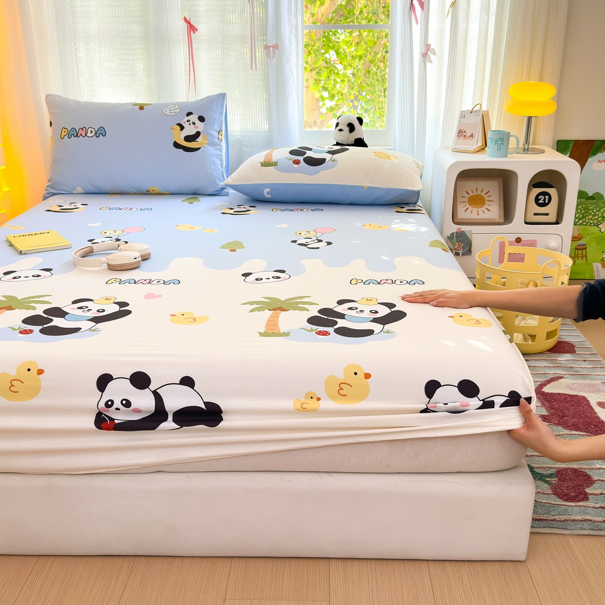 91家纺网 家纺一手货源 找家纺 清雅福 2025新款全棉柔软印花系列单床笠 熊猫鸭鸭乐-兰