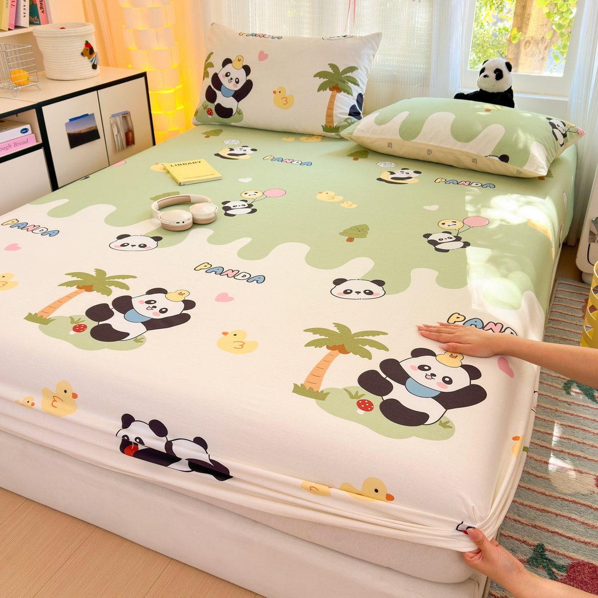 91家纺网 家纺一手货源 找家纺 清雅福 2025新款全棉柔软印花系列单床笠 熊猫鸭鸭乐-绿