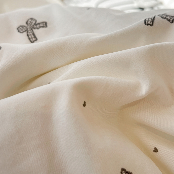 91家纺网 家纺一手货源 找家纺 一比一家纺 2026新款古法水洗仿棉云感纱A类四件套 梦幻灰