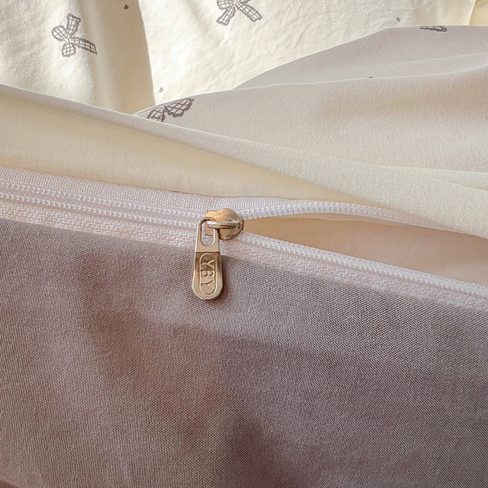 91家纺网 家纺一手货源 找家纺 一比一家纺 2026新款古法水洗仿棉云感纱A类四件套 梦幻灰