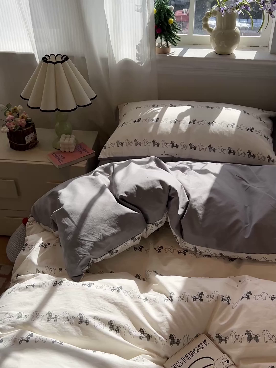 91家纺网 家纺一手货源 找家纺 一比一家纺 2026新款古法水洗仿棉云感纱A类四件套 小木马