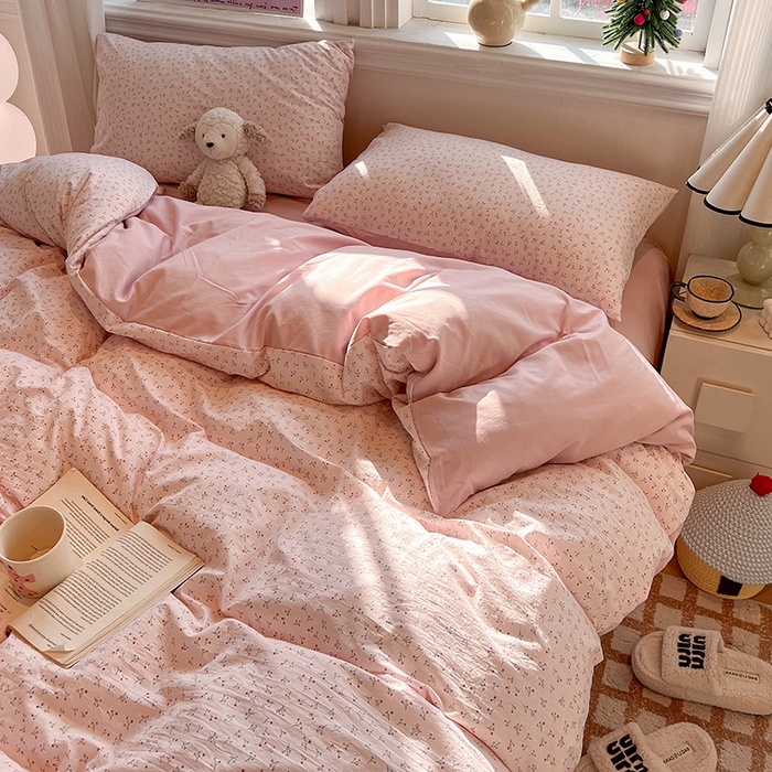 91家纺网 家纺一手货源 找家纺 一比一家纺 2026新款古法水洗仿棉云感纱A类四件套 小幸运