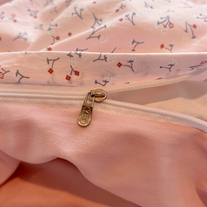 91家纺网 家纺一手货源 找家纺 一比一家纺 2026新款古法水洗仿棉云感纱A类四件套 小幸运