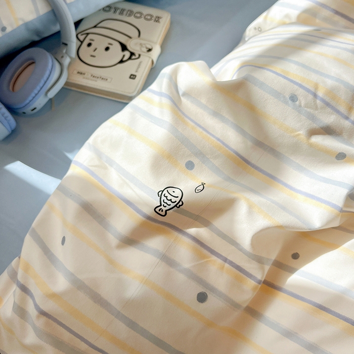 91家纺网 家纺一手货源 找家纺 一比一家纺 2026新款古法水洗仿棉云感纱A类四件套 鱼多多