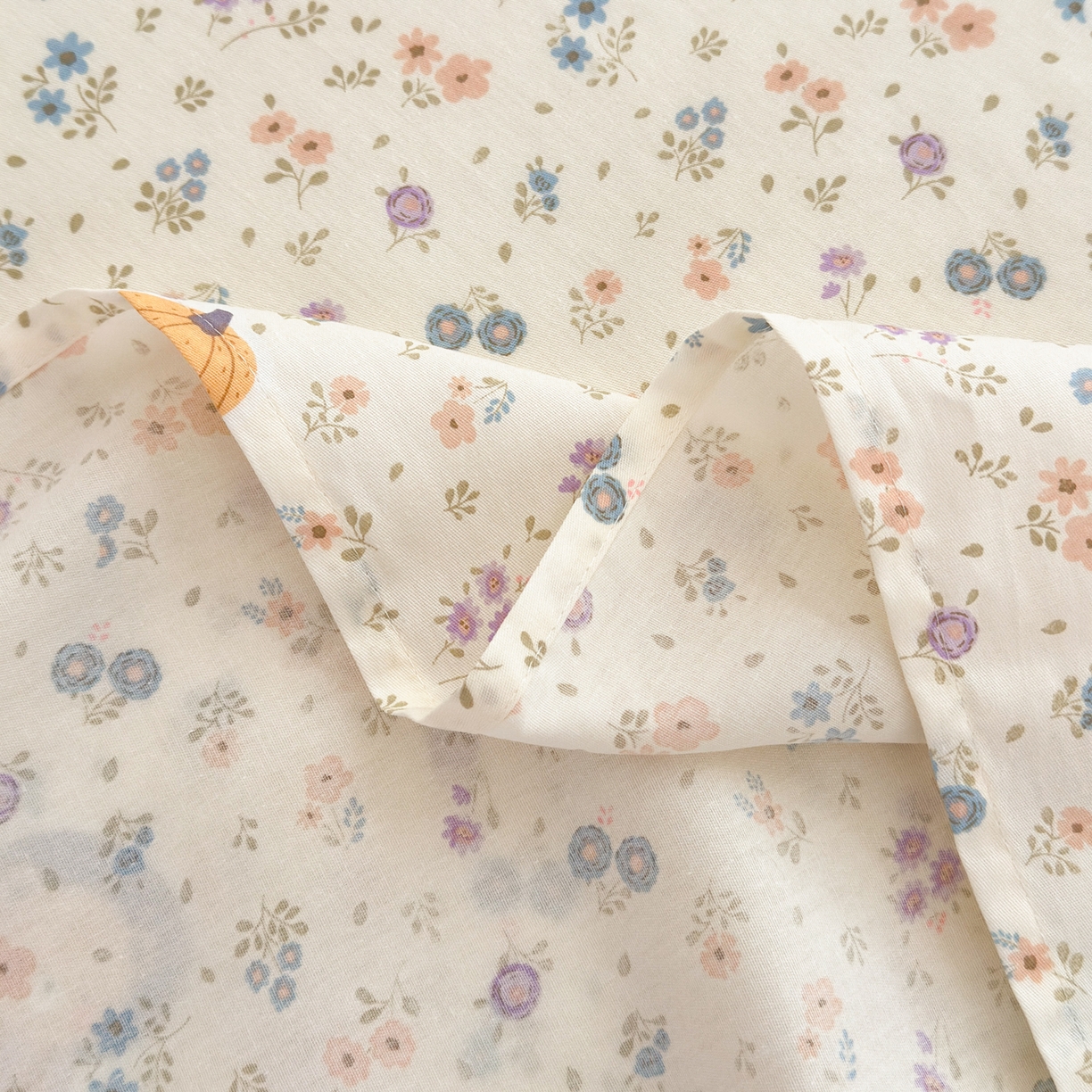 91家纺网 家纺一手货源 找家纺 清雅福 2025新款全棉柔软印花系列单床单 碎花兔熊