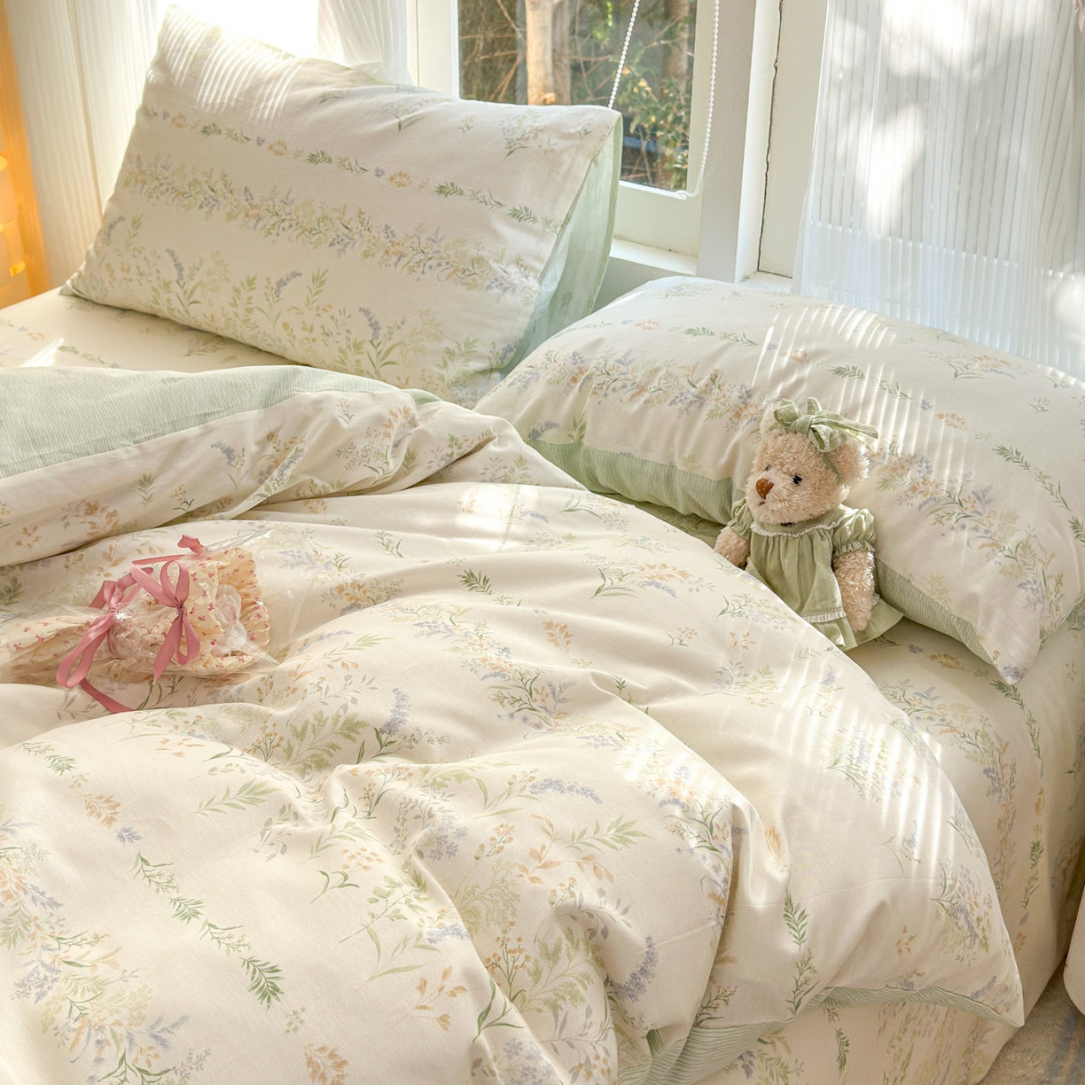 91家纺网 家纺一手货源 找家纺 清雅福 2025新款全棉柔软印花系列四件套 丛草集