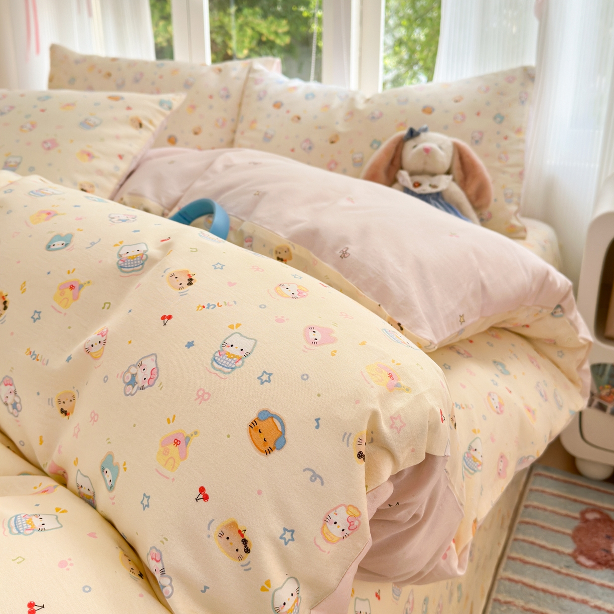 91家纺网 家纺一手货源 找家纺 清雅福 2025新款全棉柔软印花系列四件套 蜜罐猫猫