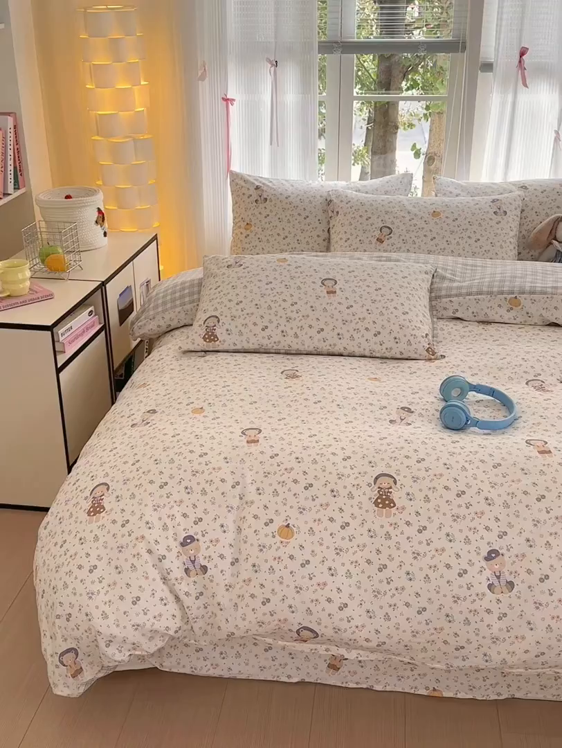 91家纺网 家纺一手货源 找家纺 清雅福 2025新款全棉柔软印花系列四件套 碎花兔熊