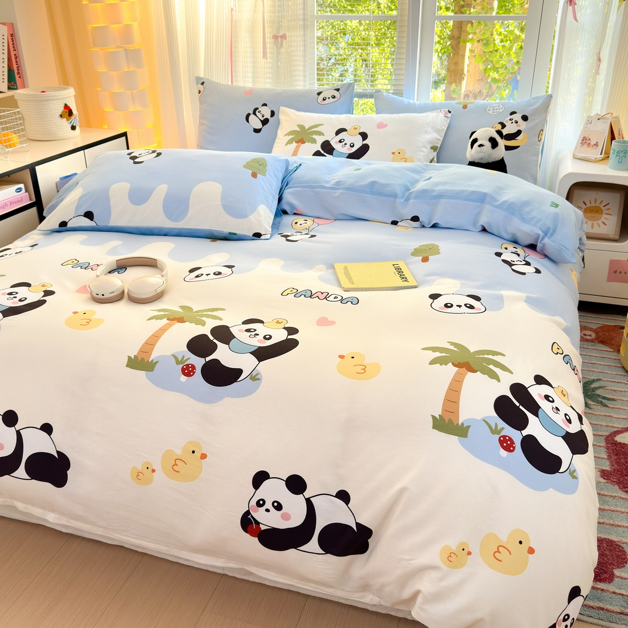 91家纺网 家纺一手货源 找家纺 清雅福 2025新款全棉柔软印花系列四件套 熊猫鸭鸭乐-兰