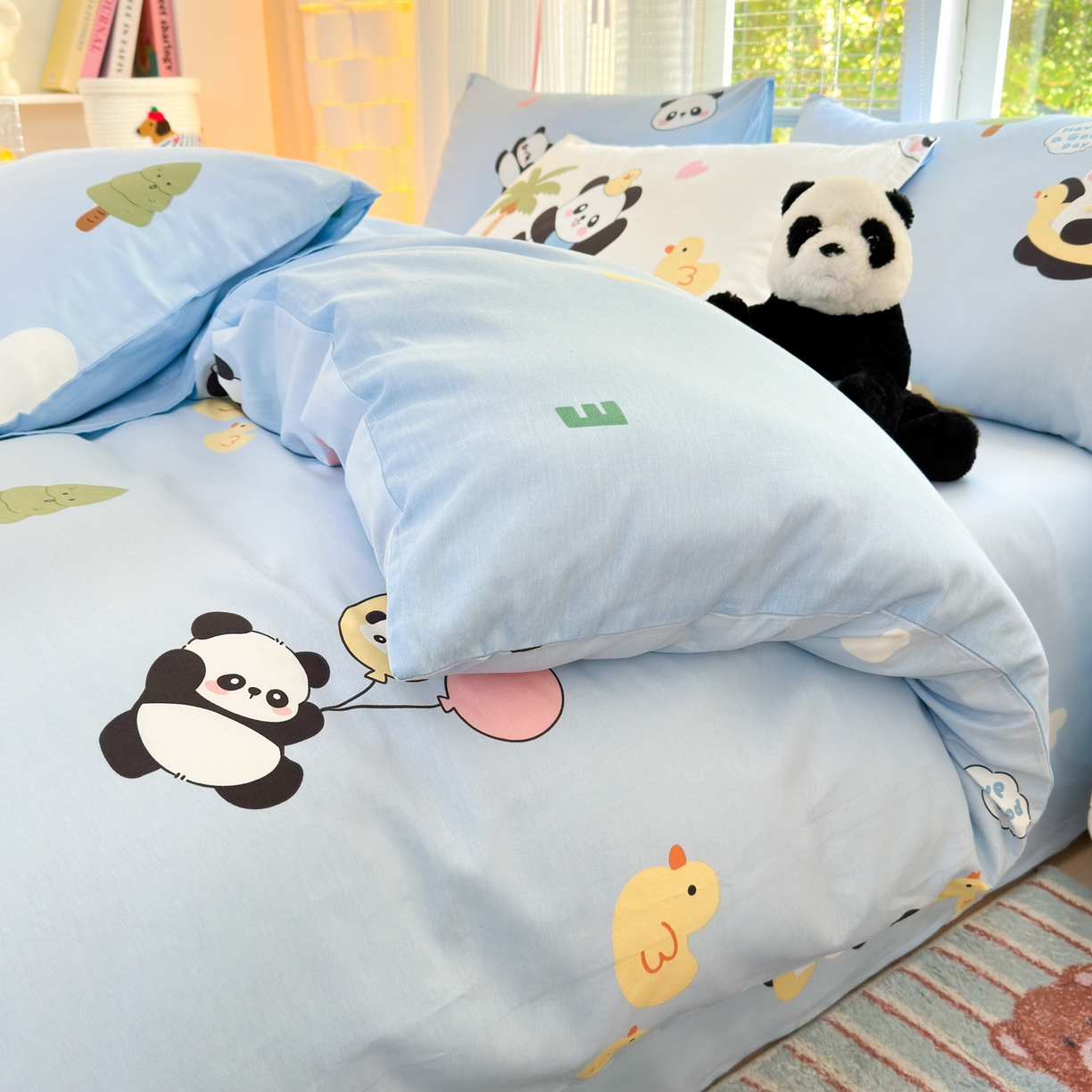 91家纺网 家纺一手货源 找家纺 清雅福 2025新款全棉柔软印花系列四件套 熊猫鸭鸭乐-兰