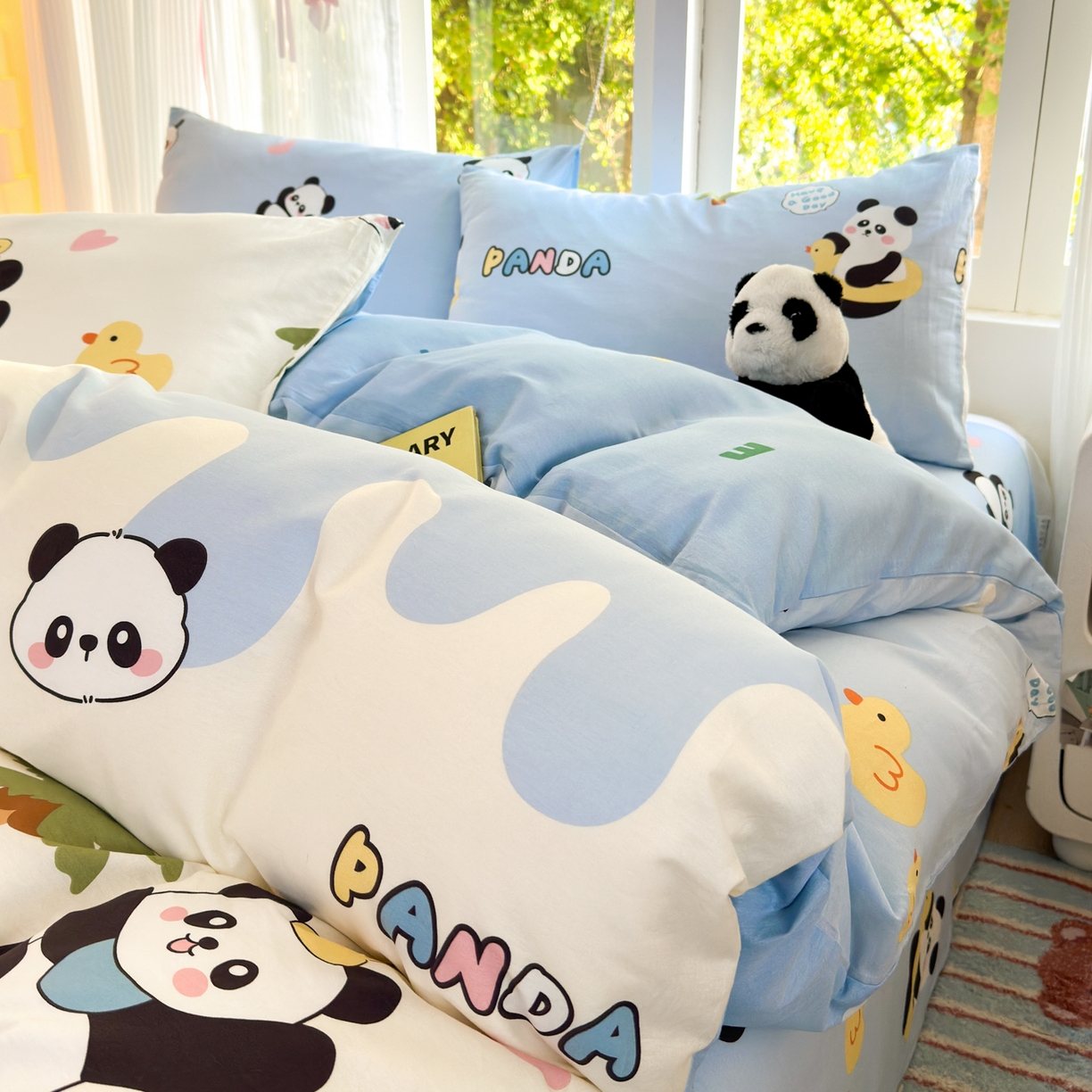 91家纺网 家纺一手货源 找家纺 清雅福 2025新款全棉柔软印花系列四件套 熊猫鸭鸭乐-兰