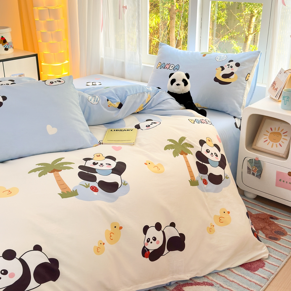 91家纺网 家纺一手货源 找家纺 清雅福 2025新款全棉柔软印花系列四件套 熊猫鸭鸭乐-兰