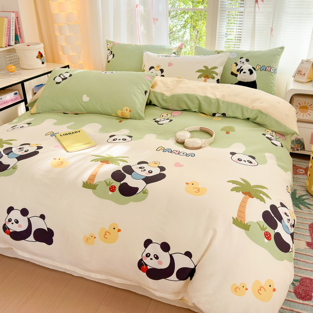 91家纺网 家纺一手货源 找家纺 清雅福 2025新款全棉柔软印花系列四件套 熊猫鸭鸭乐-绿