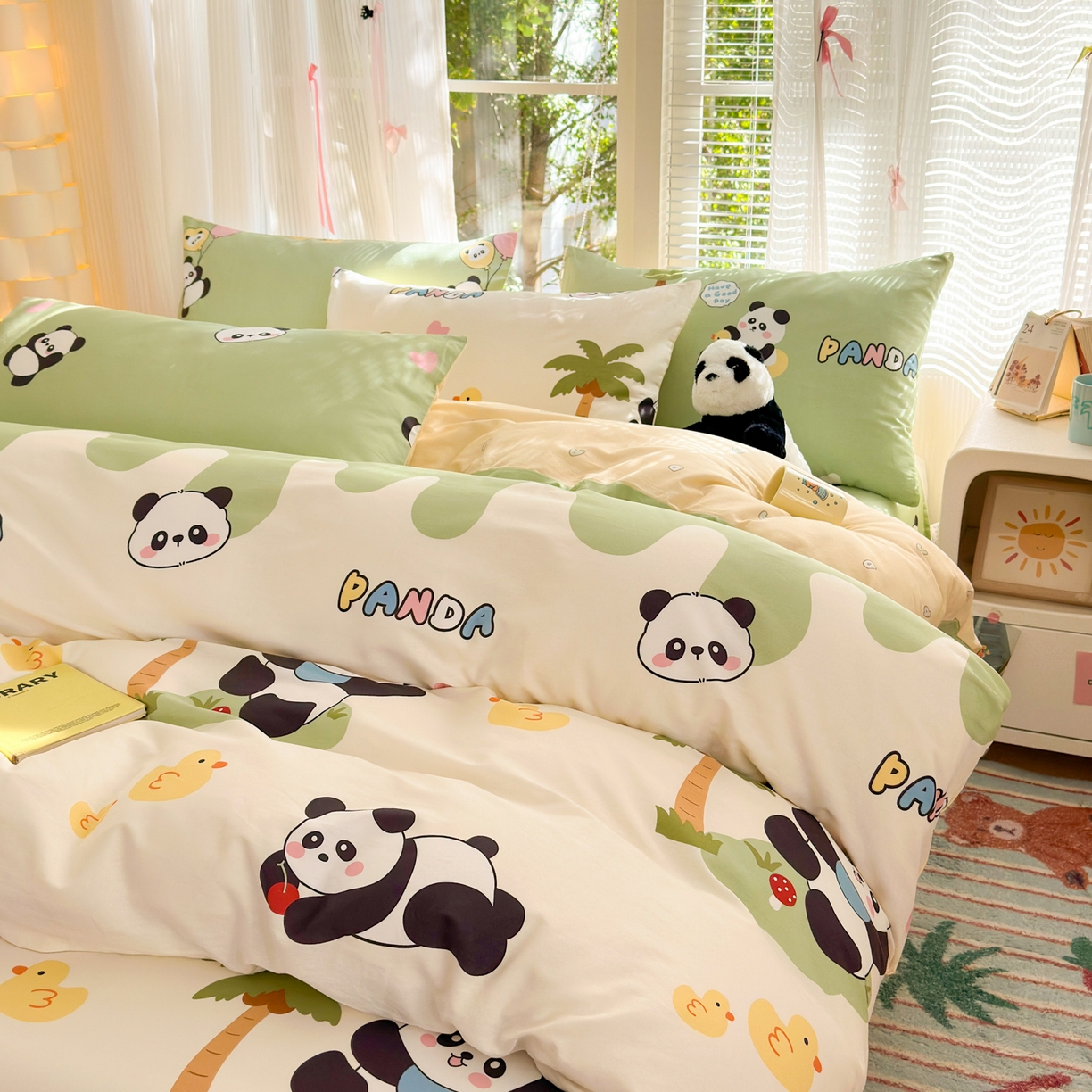 91家纺网 家纺一手货源 找家纺 清雅福 2025新款全棉柔软印花系列四件套 熊猫鸭鸭乐-绿