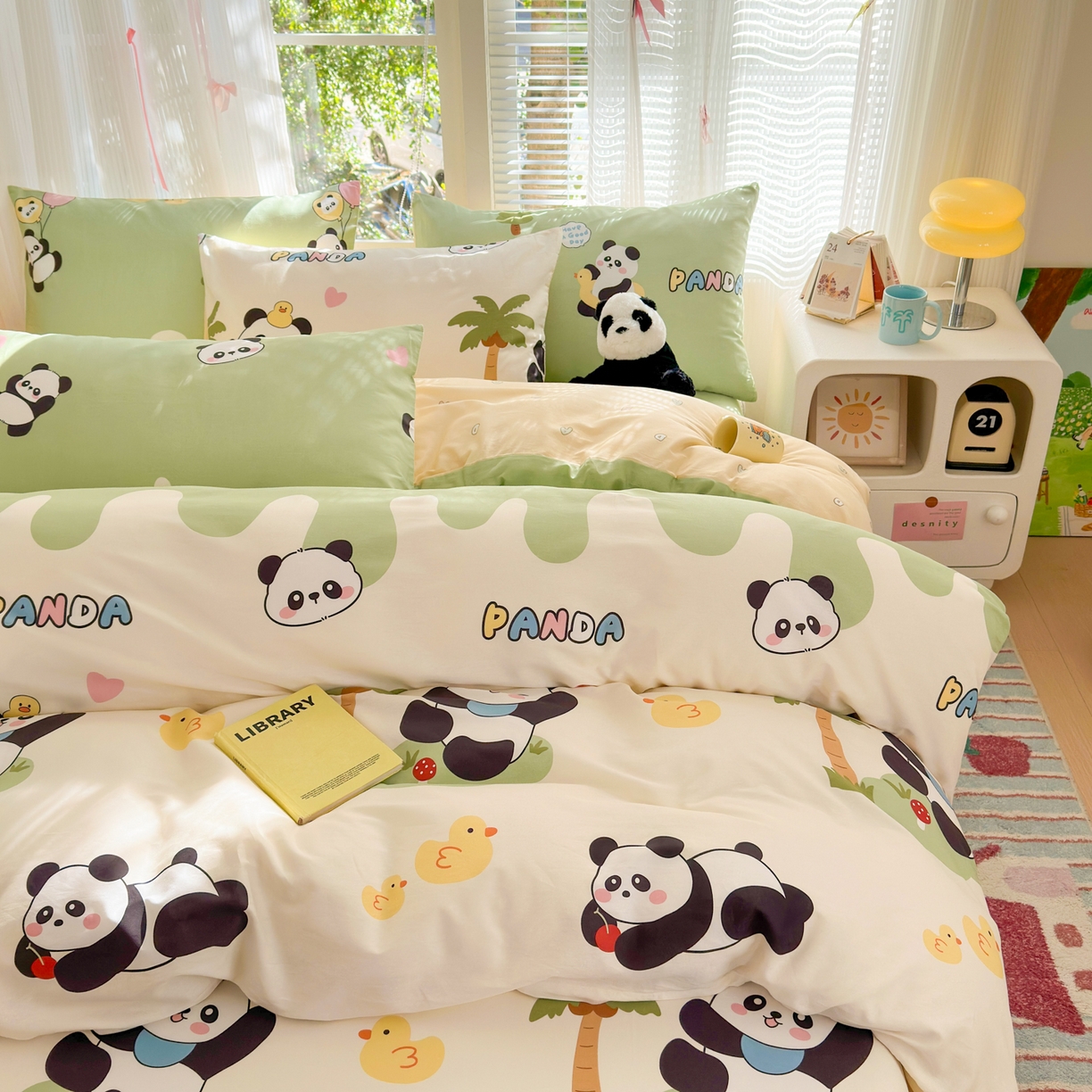 91家纺网 家纺一手货源 找家纺 清雅福 2025新款全棉柔软印花系列四件套 熊猫鸭鸭乐-绿