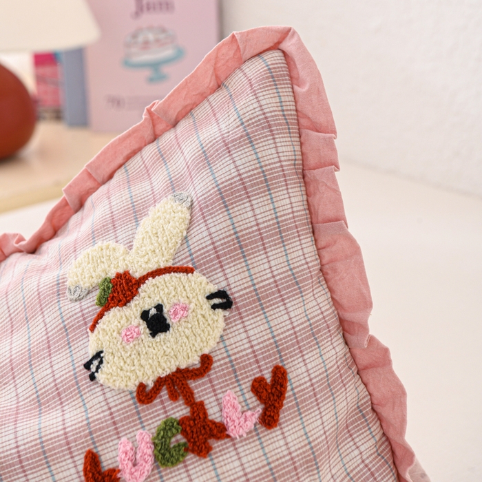 91家纺网 家纺一手货源 找家纺 仁宇枕业 2025新款新品花边毛巾绣全荞麦枕头枕芯 花边毛巾绣荞麦枕-粉色兔