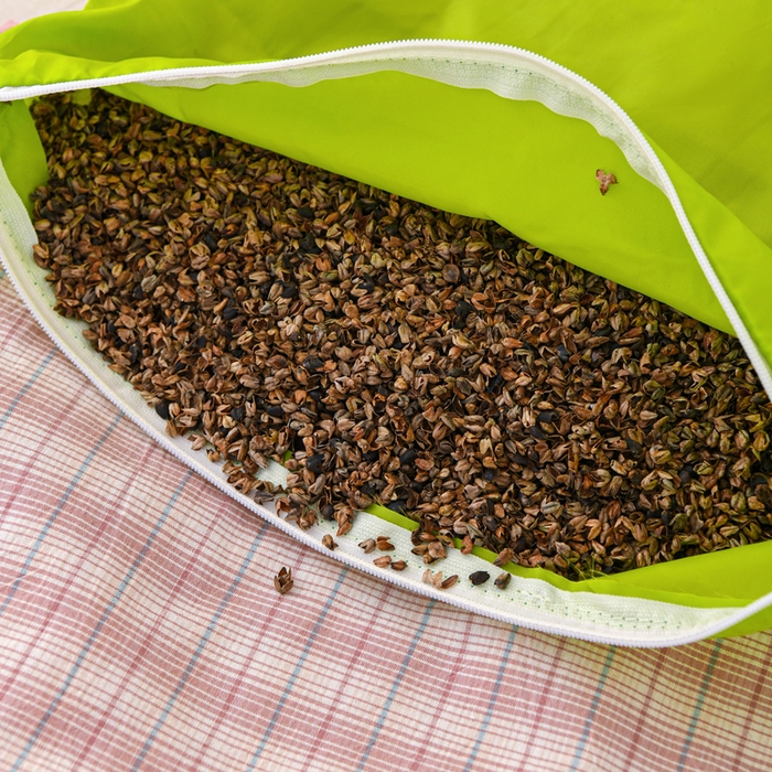 91家纺网 家纺一手货源 找家纺 仁宇枕业 2025新款新品花边毛巾绣全荞麦枕头枕芯 花边毛巾绣荞麦枕-粉色兔