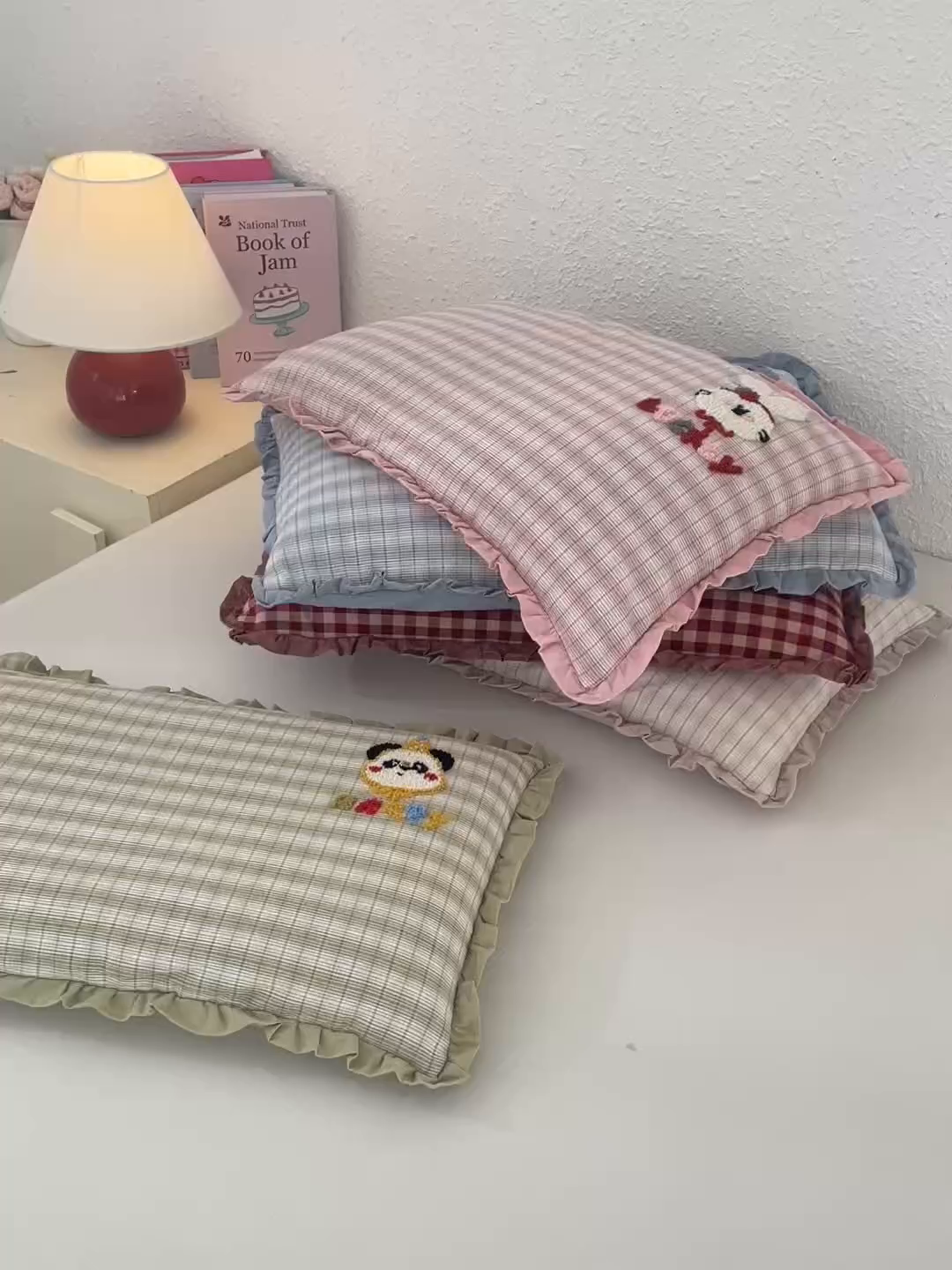 91家纺网 家纺一手货源 找家纺 仁宇枕业 2025新款新品花边毛巾绣全荞麦枕头枕芯 花边毛巾绣荞麦枕-咖色猴