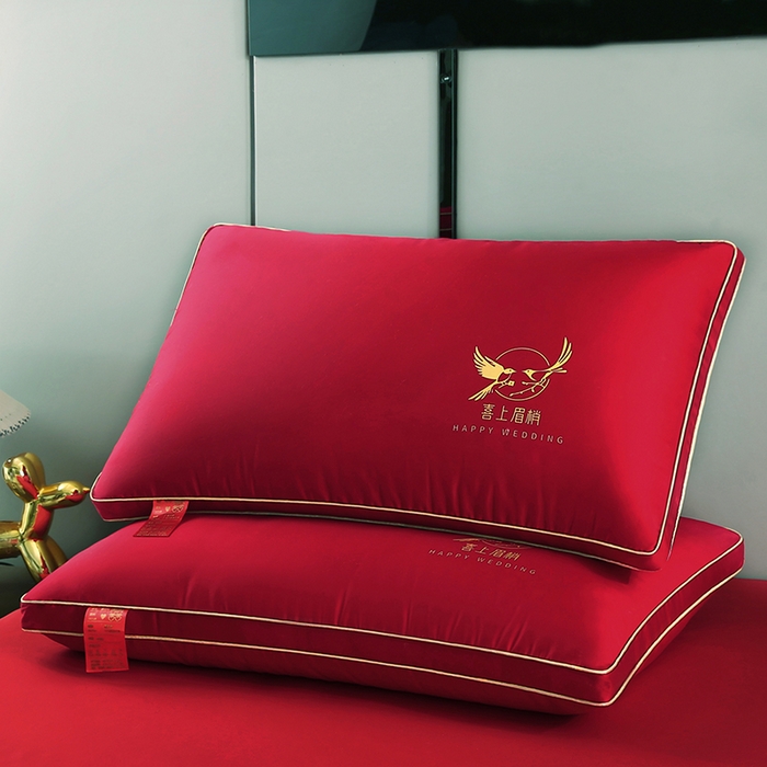 91家纺网 家纺一手货源 找家纺 （总）贤内助家纺 2025新款全棉大红婚庆枕芯枕头护肩枕舒适枕羽丝枕