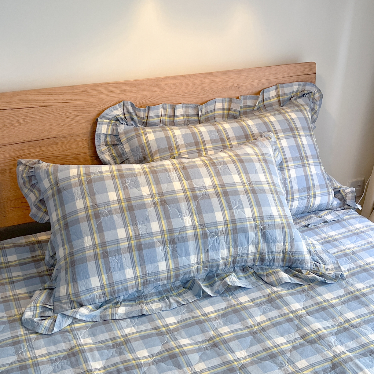 91家纺网 家纺一手货源 找家纺 （总）依蔓羽 2026新款ins风格子系列全棉色织水洗棉枕套