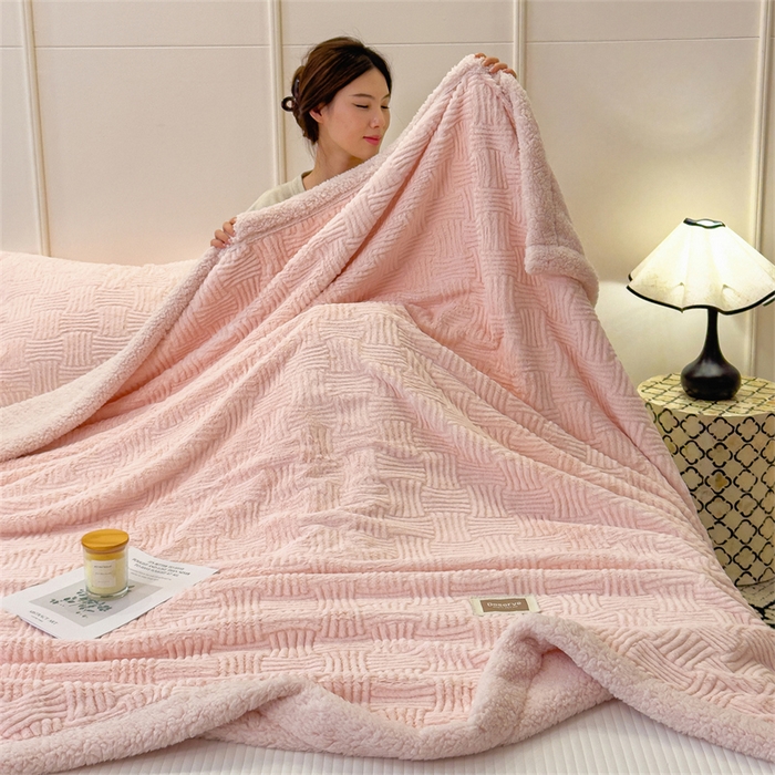 91家纺网 家纺一手货源 找家纺 慕木家纺 2025新款A类高克重加厚兔毛绒双层毛毯斜纹条纹系列(跨境首选提供买家秀) 兔兔绒-条纹-仙女粉