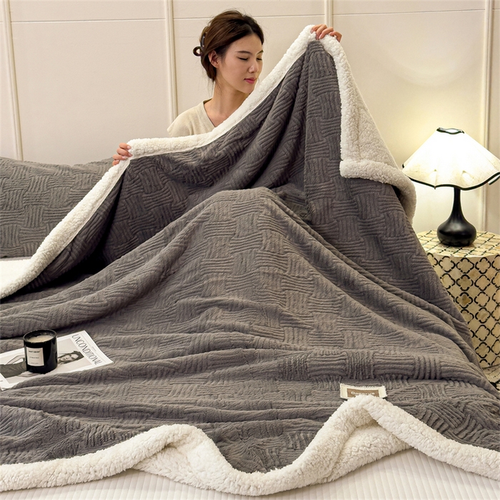 91家纺网 家纺一手货源 找家纺 慕木家纺 2025新款A类高克重加厚兔毛绒双层毛毯斜纹条纹系列(跨境首选提供买家秀) 兔兔绒-条纹-夜空灰