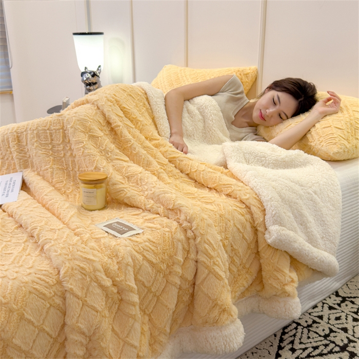 91家纺网 家纺一手货源 找家纺 慕木家纺 2025新款A类高克重加厚兔毛绒双层毛毯斜纹条纹系列(跨境首选提供买家秀) 兔兔绒-斜纹-奶油黄