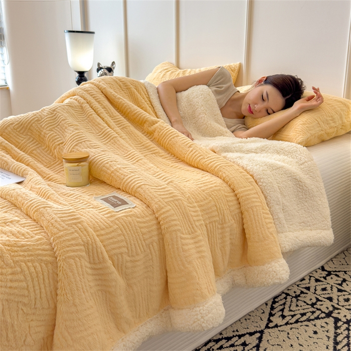 91家纺网 家纺一手货源 找家纺 慕木家纺 2025新款A类高克重加厚兔毛绒双层毛毯斜纹条纹系列(跨境首选提供买家秀) 兔兔绒-条纹-奶油黄