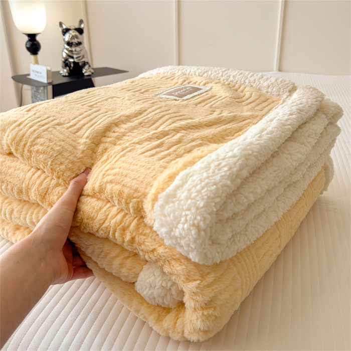 91家纺网 家纺一手货源 找家纺 慕木家纺 2025新款A类高克重加厚兔毛绒双层毛毯斜纹条纹系列(跨境首选提供买家秀) 兔兔绒-条纹-奶油黄