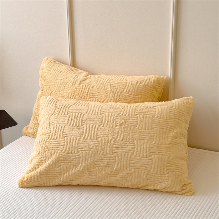 91家纺网 家纺一手货源 找家纺 慕木家纺 2025新款A类高克重加厚兔毛绒双层毛毯斜纹条纹系列(跨境首选提供买家秀) 兔兔绒-条纹-奶油黄