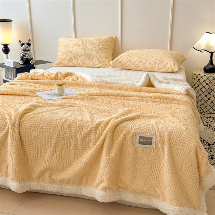 91家纺网 家纺一手货源 找家纺 慕木家纺 2025新款A类高克重加厚兔毛绒双层毛毯斜纹条纹系列(跨境首选提供买家秀) 兔兔绒-条纹-奶油黄