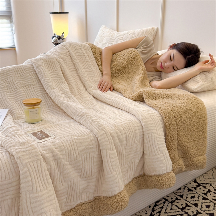 91家纺网 家纺一手货源 找家纺 慕木家纺 2025新款A类高克重加厚兔毛绒双层毛毯斜纹条纹系列(跨境首选提供买家秀) 兔兔绒-条纹-奶杏咖