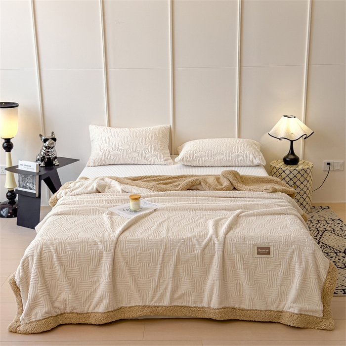 91家纺网 家纺一手货源 找家纺 慕木家纺 2025新款A类高克重加厚兔毛绒双层毛毯斜纹条纹系列(跨境首选提供买家秀) 兔兔绒-条纹-奶杏咖