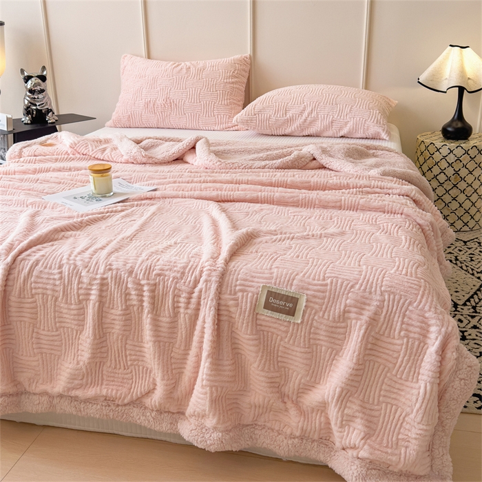 91家纺网 家纺一手货源 找家纺 慕木家纺 2025新款A类高克重加厚兔毛绒双层毛毯斜纹条纹系列(跨境首选提供买家秀) 兔兔绒-条纹-仙女粉