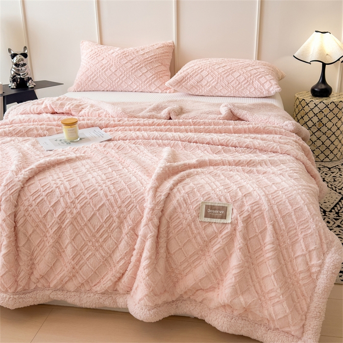 91家纺网 家纺一手货源 找家纺 慕木家纺 2025新款A类高克重加厚兔毛绒双层毛毯斜纹条纹系列(跨境首选提供买家秀) 兔兔绒-斜纹-仙女粉