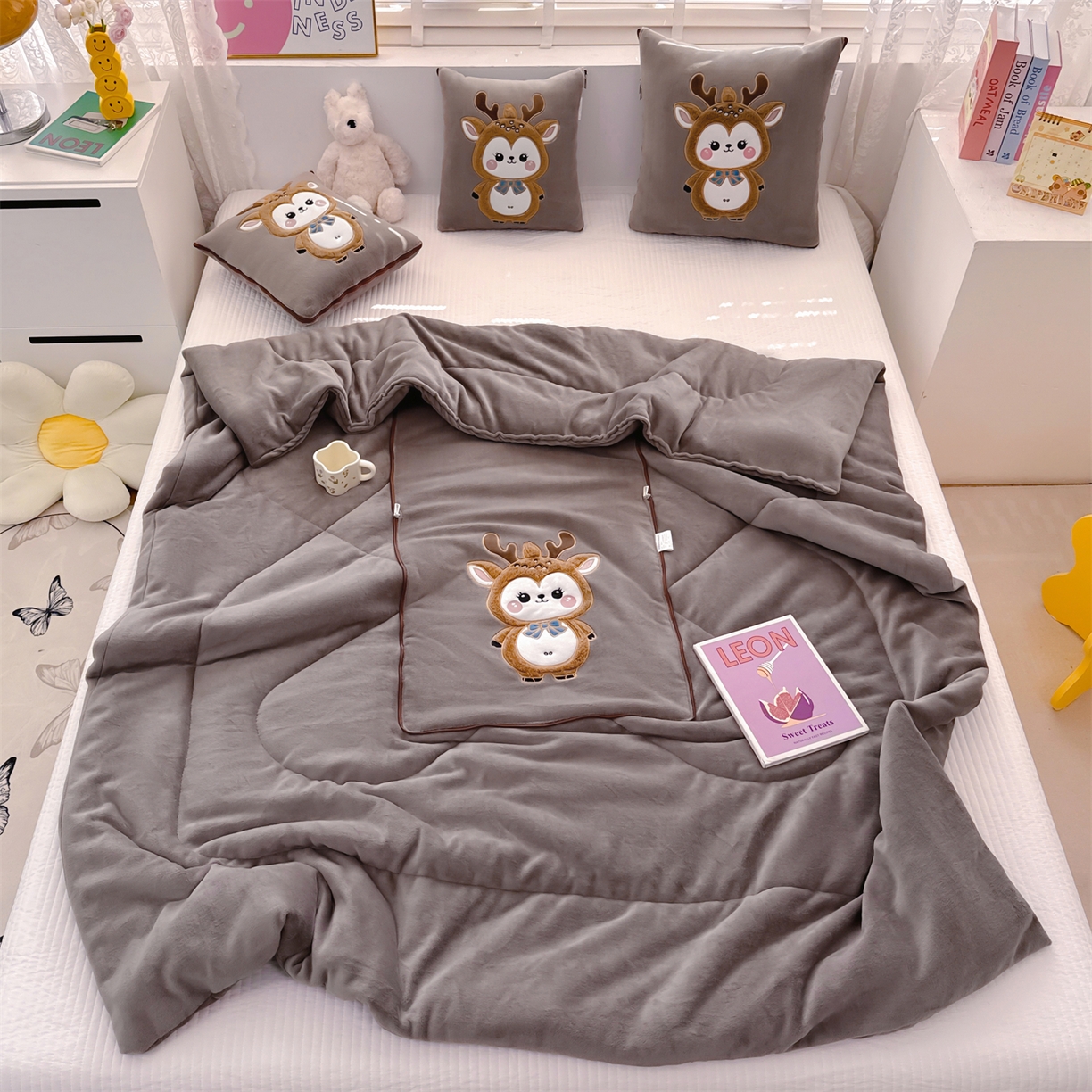 91家纺网 家纺一手货源 找家纺 （总）宝马家纺（原梦童画） 2025新款圣诞鹿加厚抱枕被