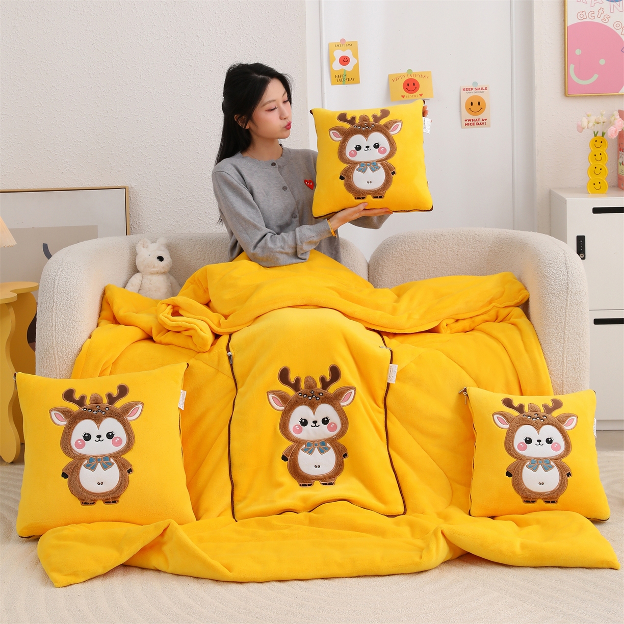 91家纺网 家纺一手货源 找家纺 宝马家纺（原梦童画） 2025新款圣诞鹿加厚抱枕被 黄色