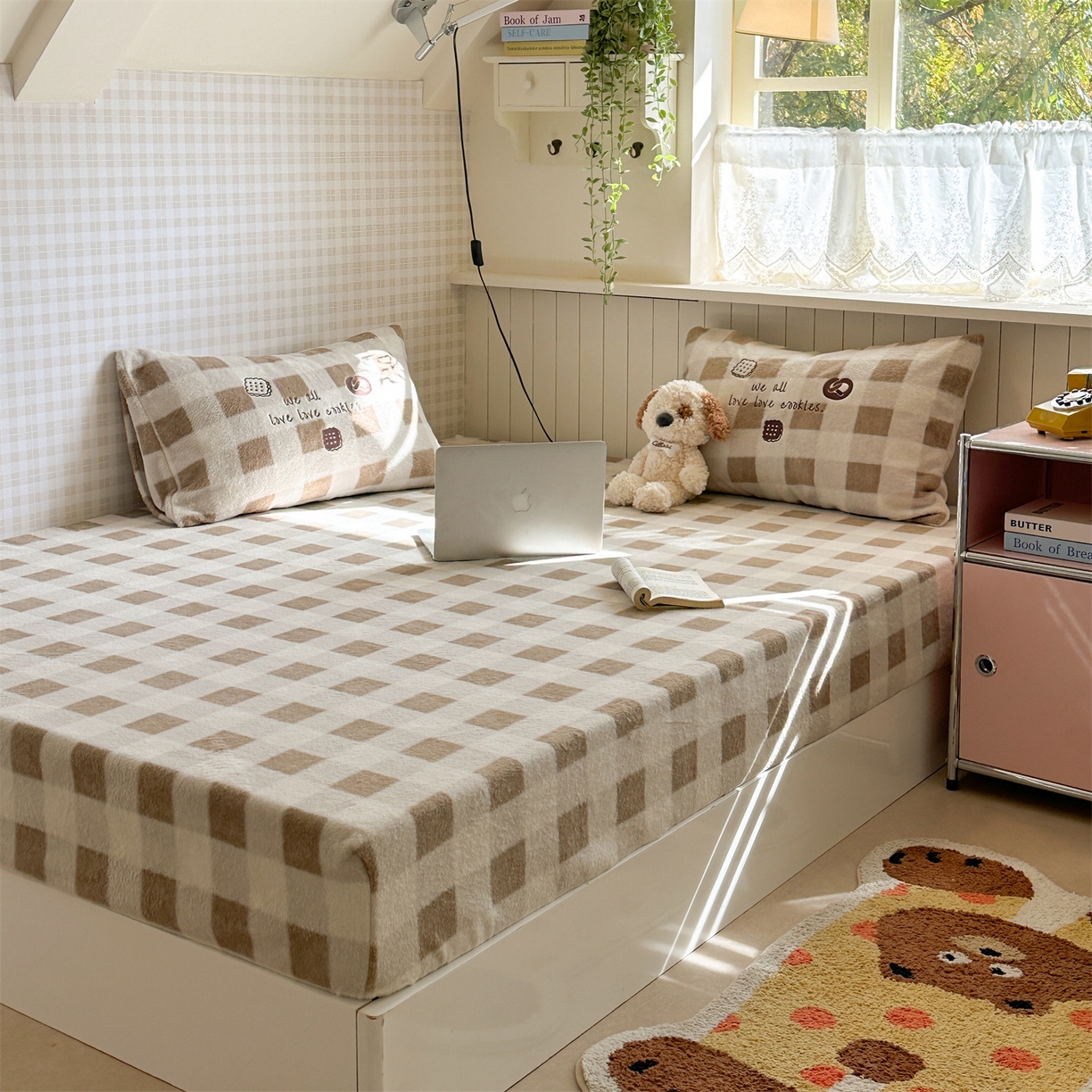 91家纺网 家纺一手货源 找家纺 暖生活 2026新款羊咩绒刺绣款床笠三件套 小饼干